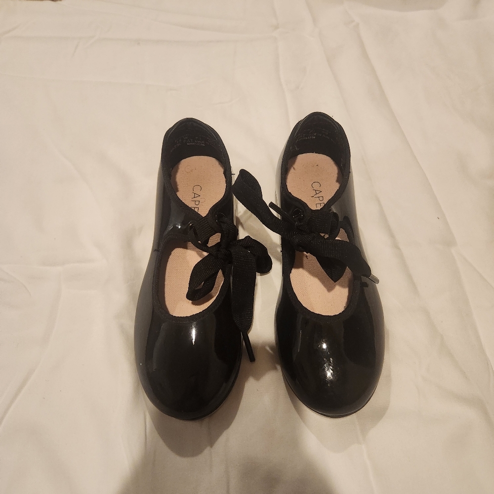Girls tap shoes